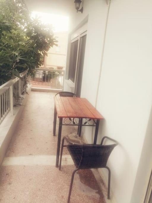 3 Room Apartment By The Beach - Free Parking Peraía 外观 照片